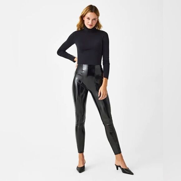 261. SPANX Faux Patent Leather Leggings Black Ankle Pants Size M - Picture 1 of 7